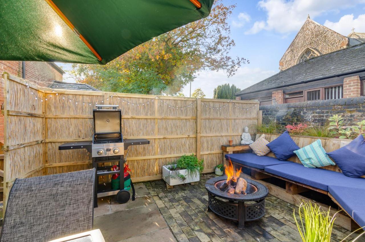 Hayloft And Shepherds Hut In Norfolk Broads With Fire Pit And Bbq From Ginger And Gold Ranworth Eksteriør bilde